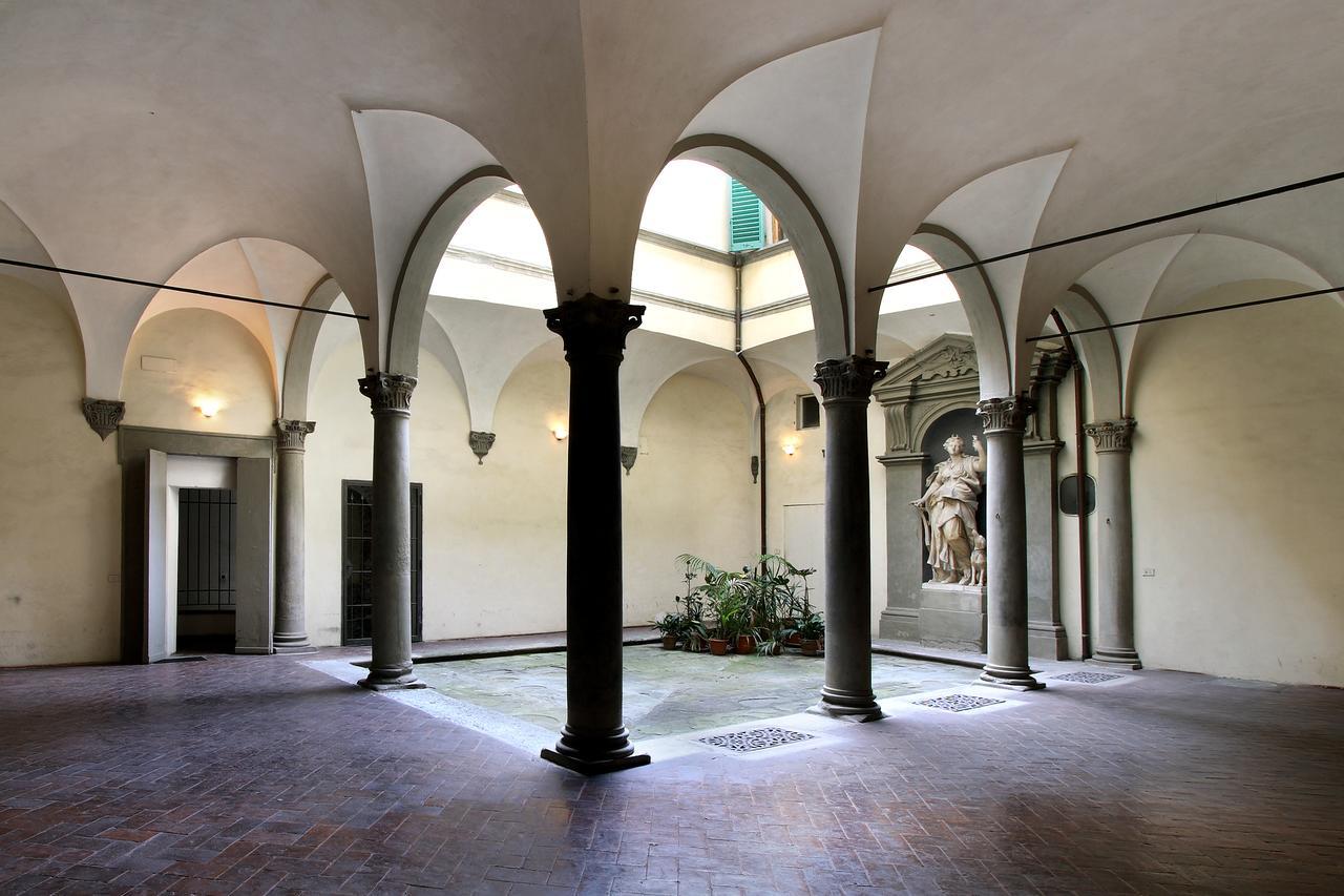 Palazzo Tolomei - Residenza D'Epoca Florence Exterior photo