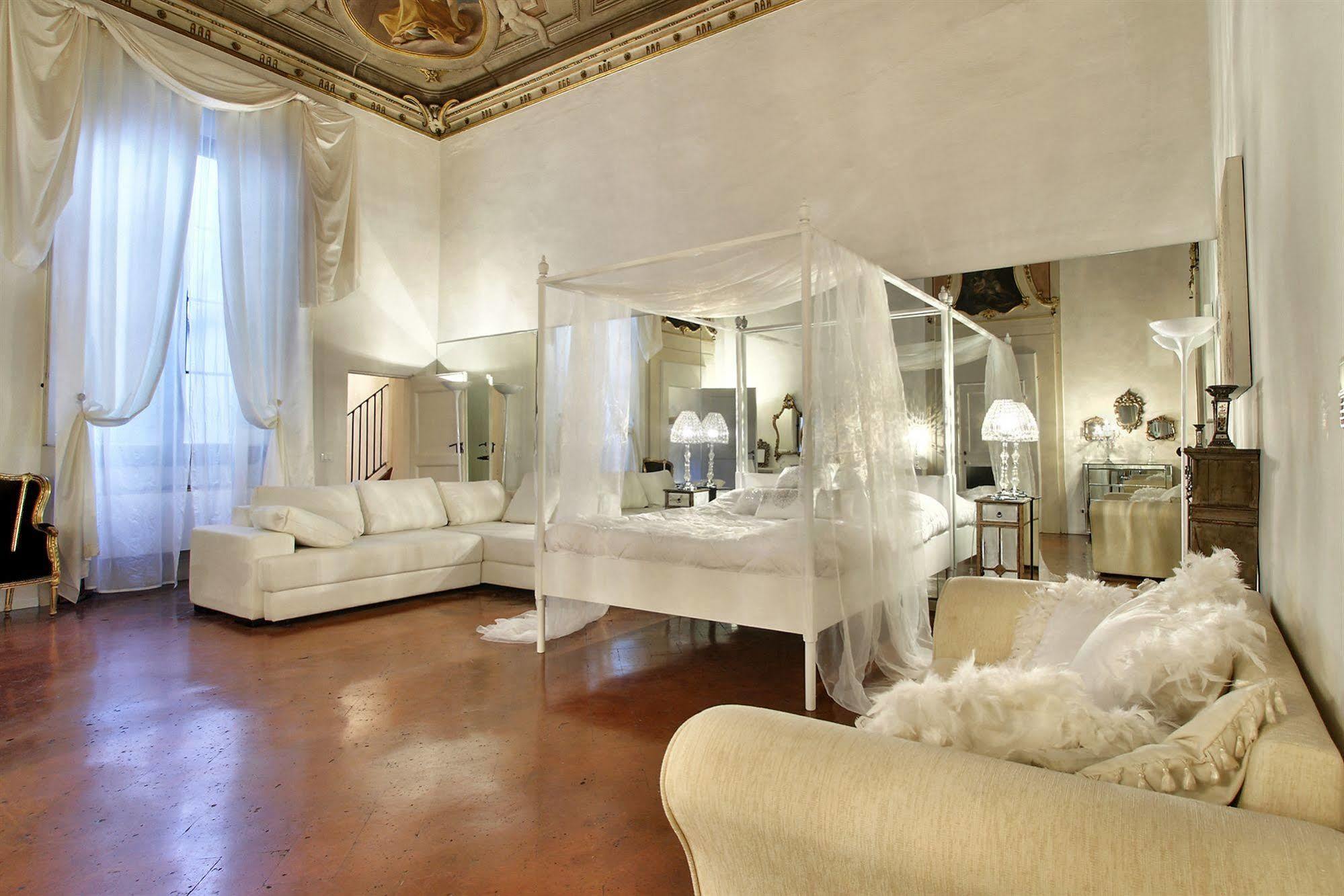 Palazzo Tolomei - Residenza D'Epoca Florence Exterior photo